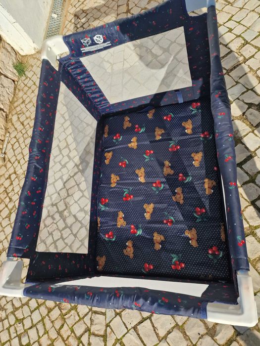 Umbrella baby bed + 2nd mattress and sheet