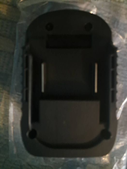 Адаптер для акумуляторів