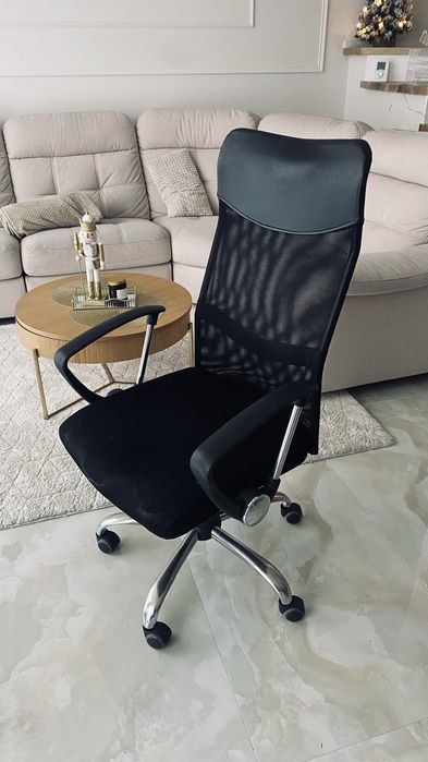 Krzesło biurowe obrotowe