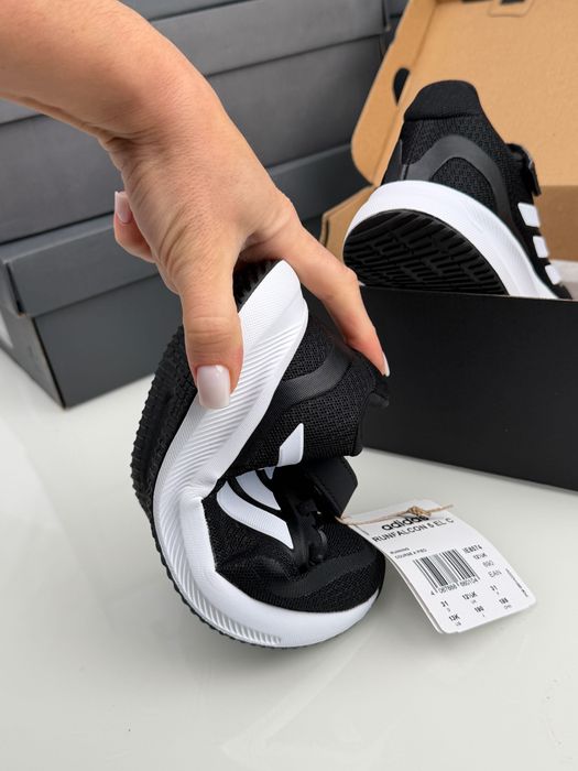 Детские кроссовки на липучках Adidas Runfalcon 30/31/33/34р