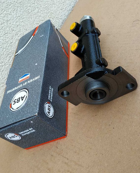 Цилиндр • главный тормозной • ВАЗ 2110 • ABS