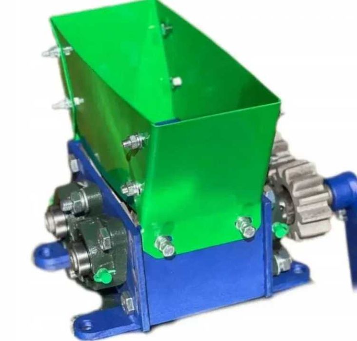Rozdrabniacz 100mm×150mm do przetwarzania odpadów (plastiku, kartonu, szkła)