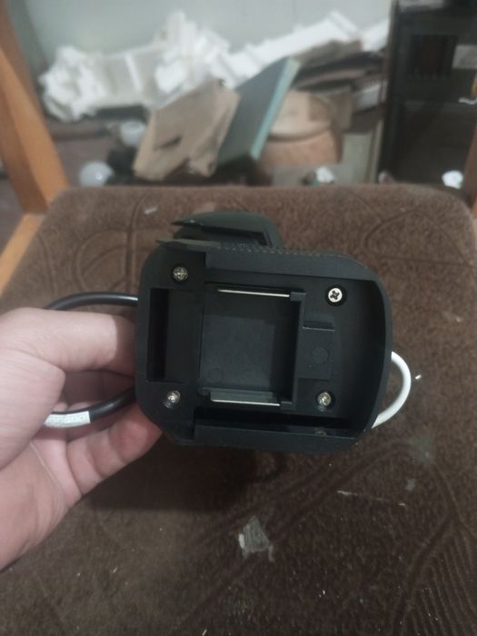 Ліхтар від акумулятора шуруповерта