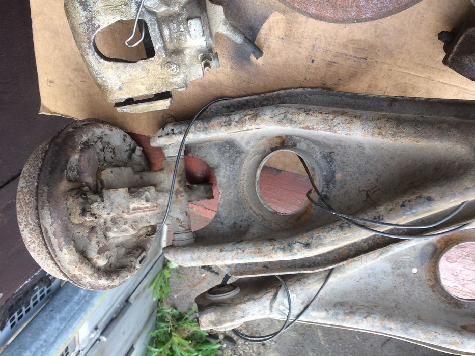 Форд ескорт МК 4  ходова  ( до 90 року)