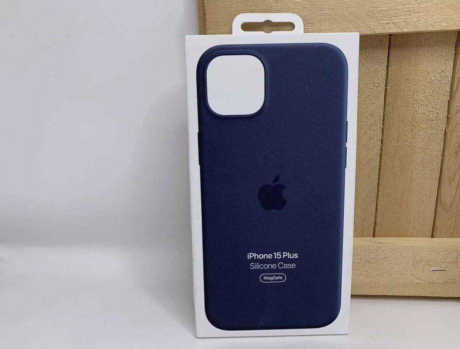 Оригинал! Фирменный чехол iPhone 15 Plus Silicone Case MagSafe