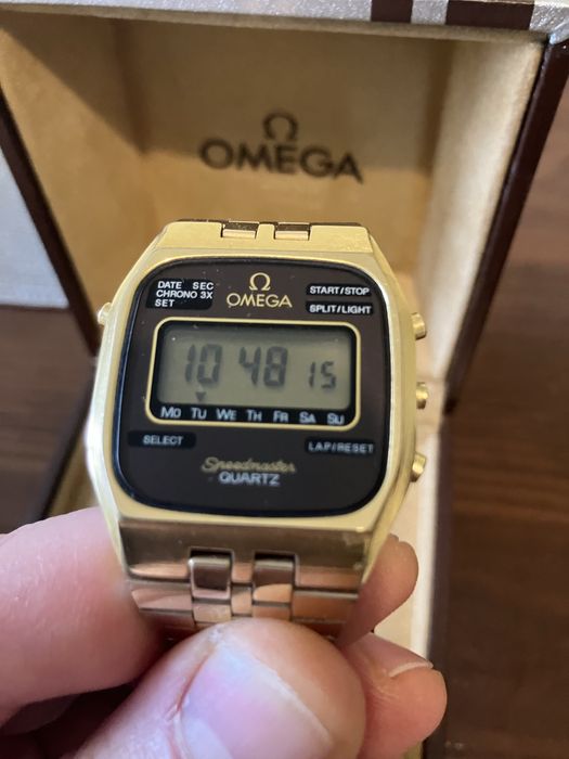 Omega Speedmaster lcd Quartz pudełko złoty