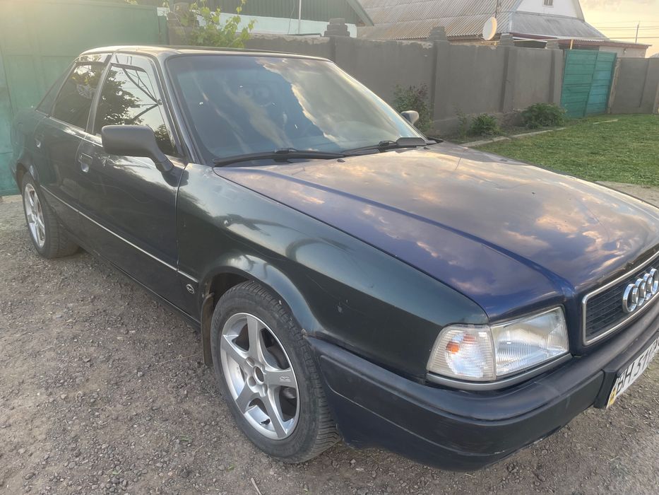 Audi 80 b4 машина