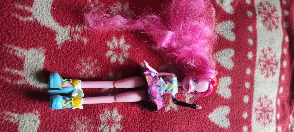 Музыкальная кукла My Little Pony Equestria Girls Пинки Пай Hasbro оригинал