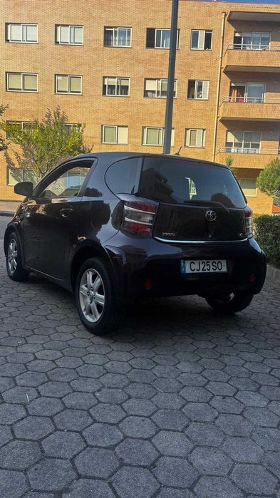 Toyota iQ 1.0 gasolina