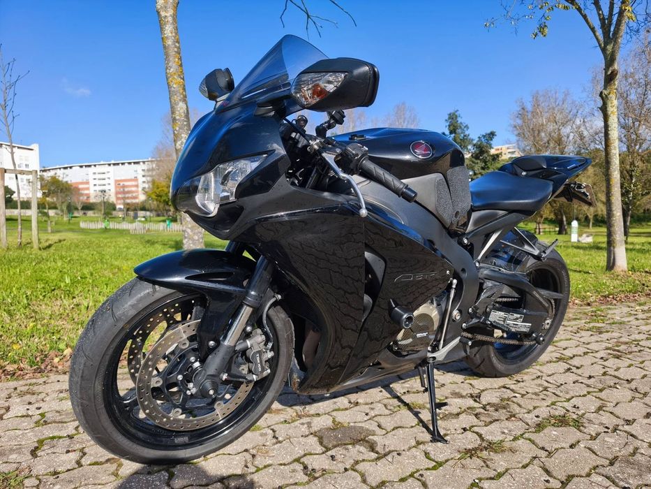 Honda CBR  1000 RR Fireblade