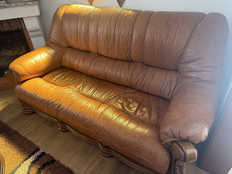 Conjunto de 3 sofás com oferta de mesa de centro