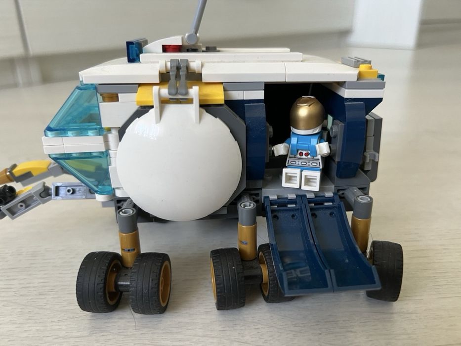 Lego  city місяцехід (60348)найкращий конструктор для дитини!!!