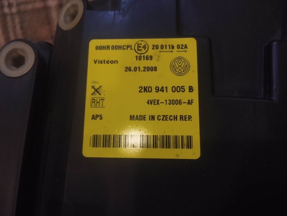 Фара передня ліва Volkswagen caddi.