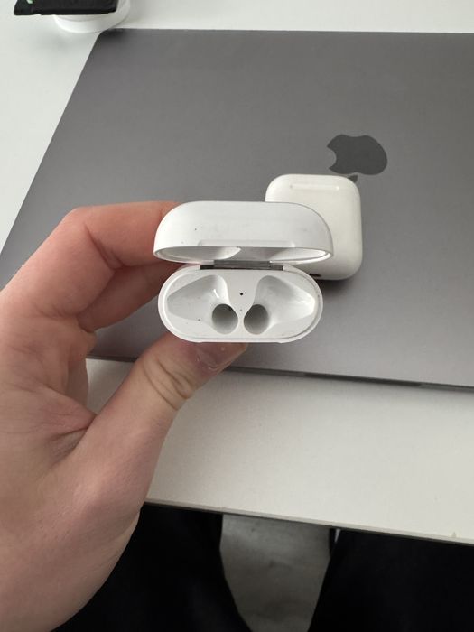 Etui ładujące Apple AirPods 1/2 А1602