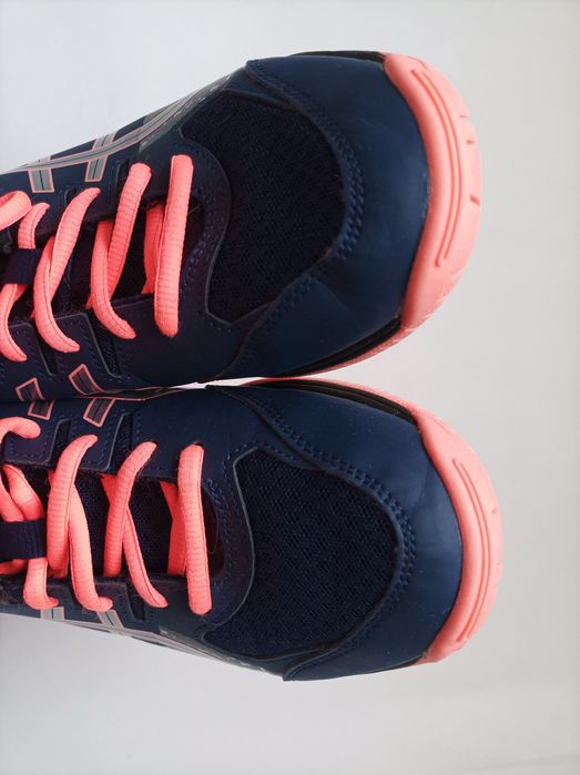 25,8cm 25,25cm stopa Asics 39,5 40 buty halowe