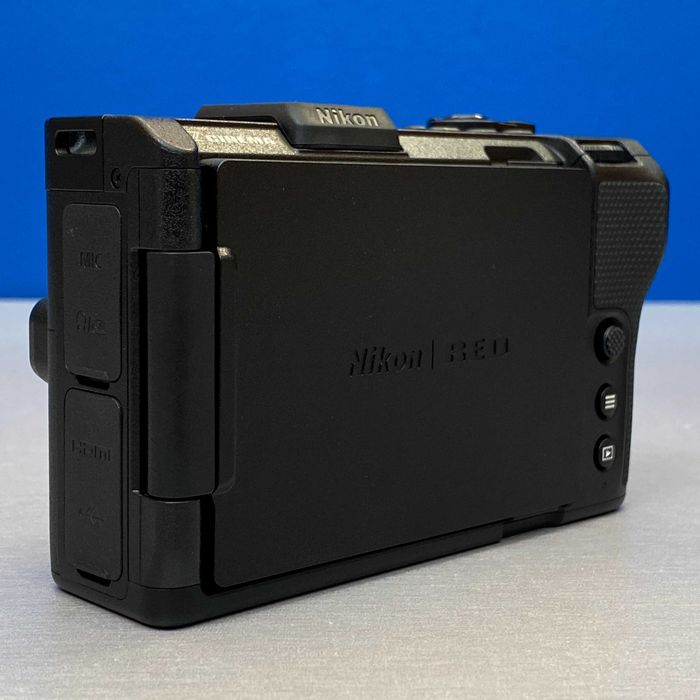 Nikon ZR (Corpo) - 24.5MP | 3 ANOS DE GARANTIA