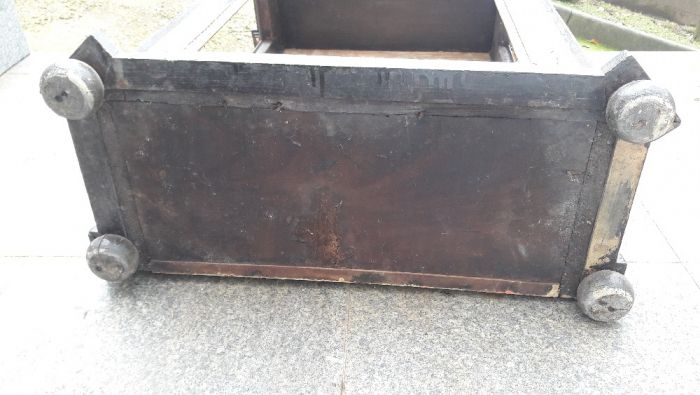 Oratório antigo, 1,18mt em madeira de castanho