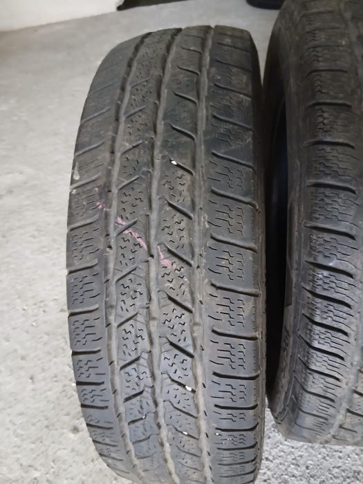 6 Pneus 195/75R16 C Continental