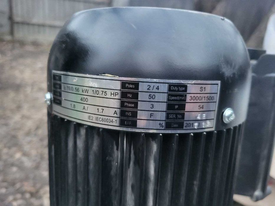 Автоподавач для фрезерних, фугувальних 3(2) роліка, автоподатчик