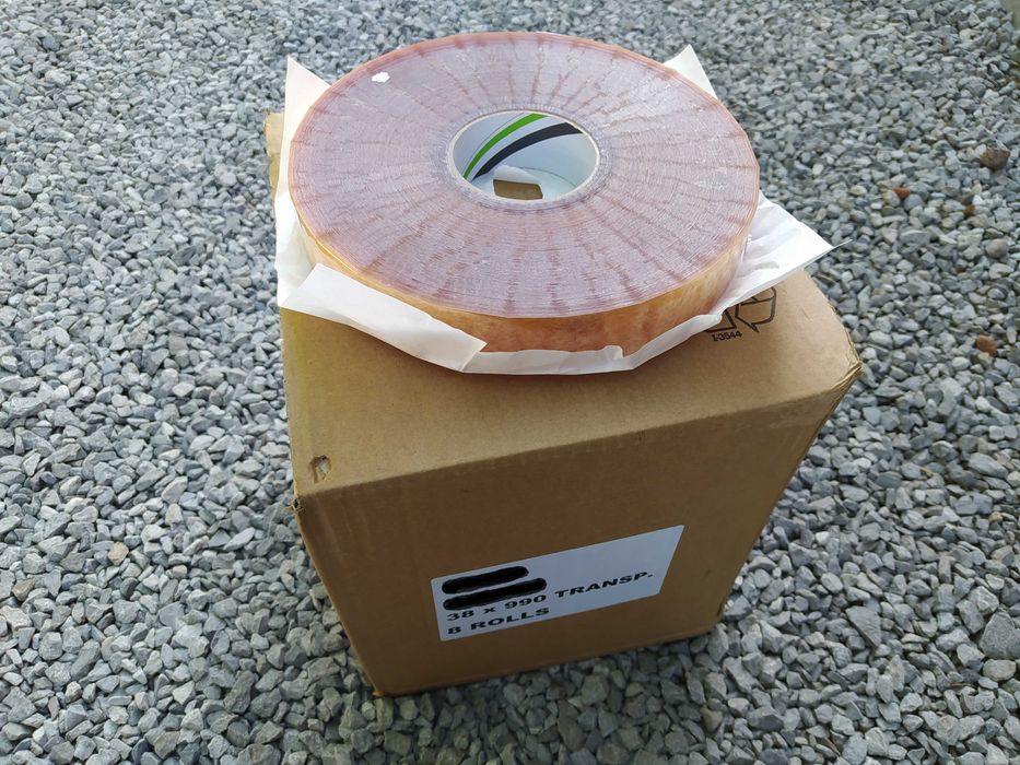 Taśma Pakowa KLEJĄCA Solvent 8 Rolek 38x990