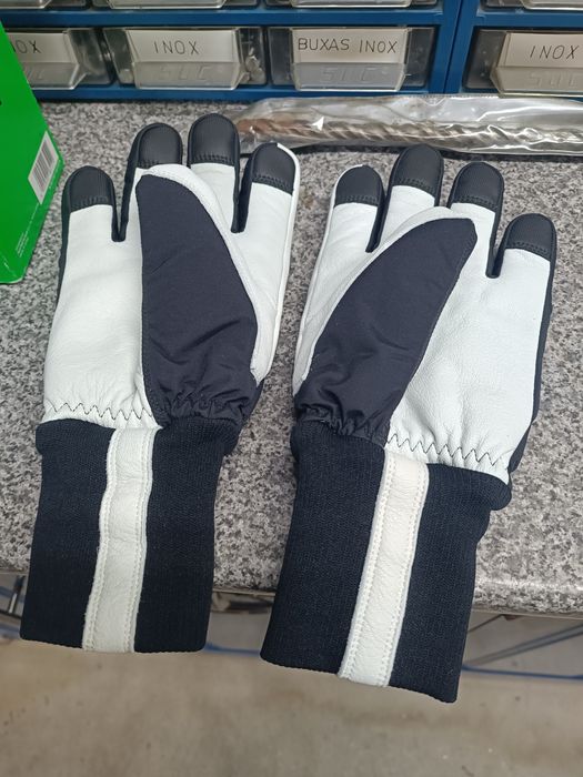 Luvas para arcas industriais