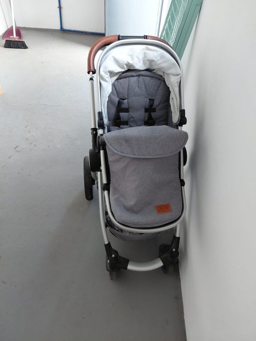 Carrinho e Ovo Bebe Kinderkraft VEO