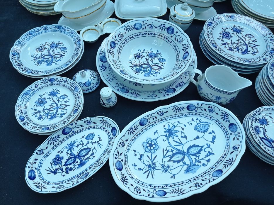 Столовые сервизы