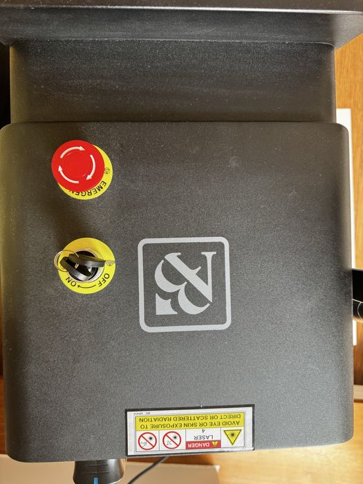 Laser Q-switch - usuwanie tatuazu - peeling weglowy