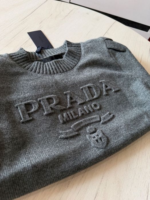 Поло , футболка Prada