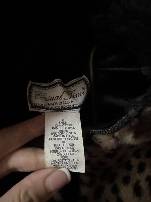 Шубка з муфтою зимова