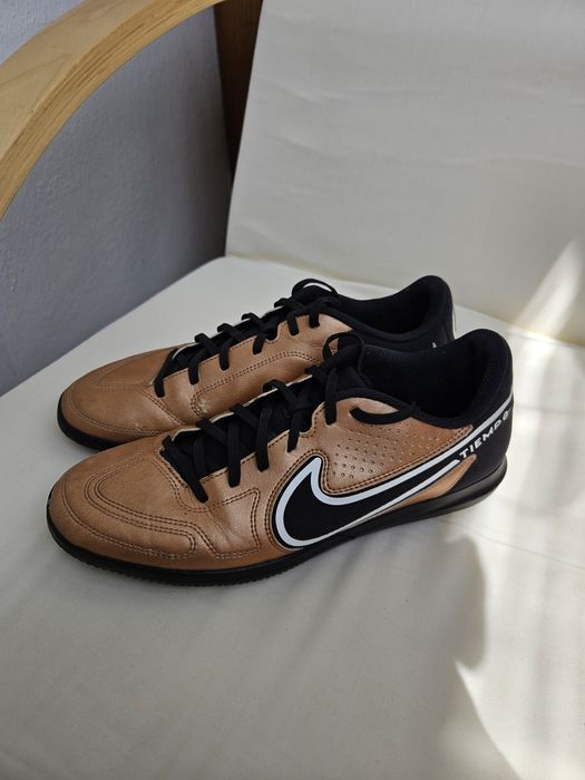 Футзалки Nike tiempo 41,5-42 розмір 27 см