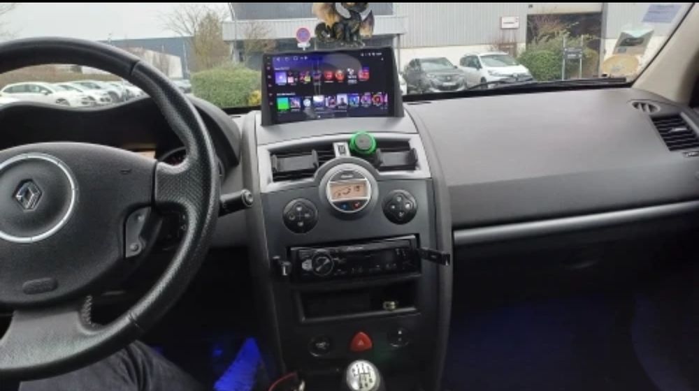 Radio 2 DIN Android 9" Megane 2 + carplay + 4 GB RAM+32 GB ROM + GPS