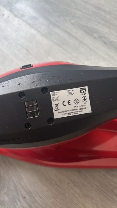 Odkurzacz pionowy Philips PowerPro Duo FC6162 czerwony (M2)