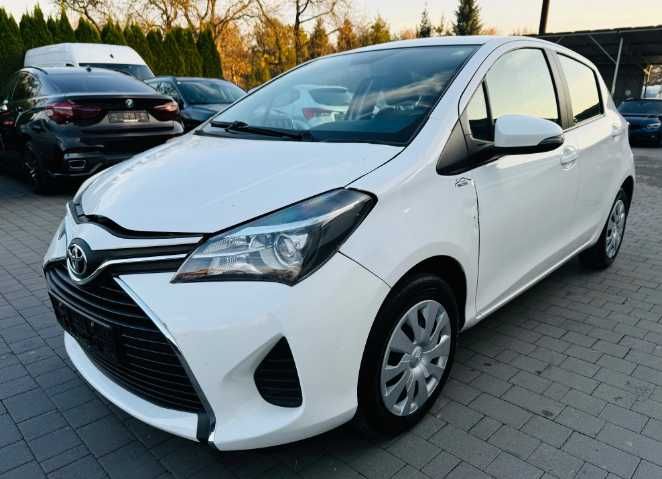 Бампер тойота ярис 3 IV разборка toyota yaris 3 запчасти ярис кросс