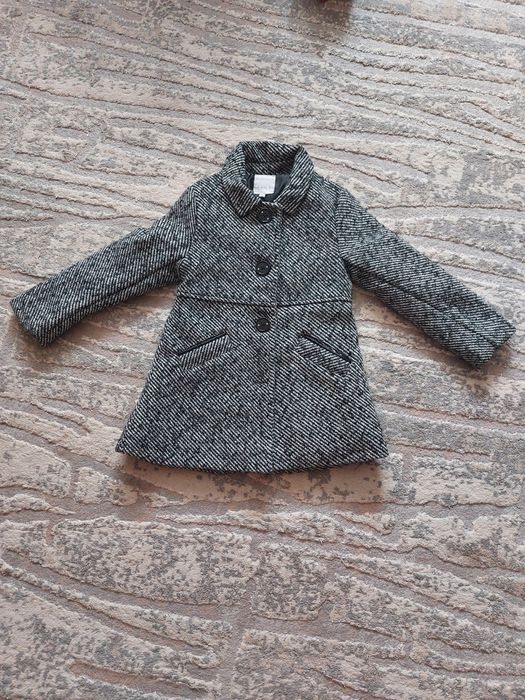 Пальто на дівчинку