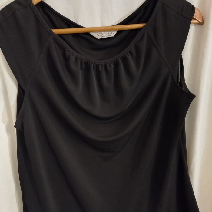 Blusa cavada preta