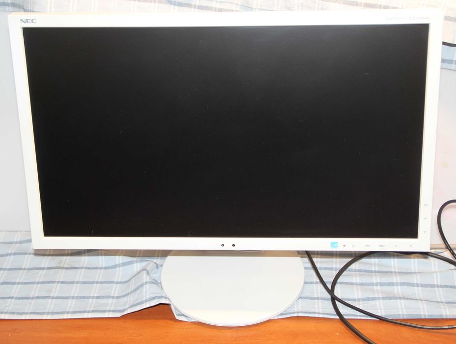 Монітор 23" NEC MultiSync EA234WMi IPS, 1920x1080, HDMI, DVI, VGA