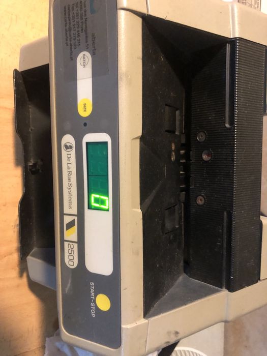 Maquina de contar notas