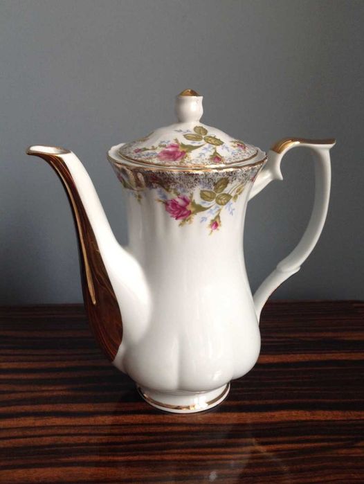 Chodzież Iwona Złota Róża imbryk + świecznik