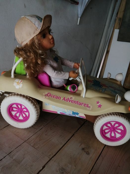 Carro da Nancy e respectiva Nancy