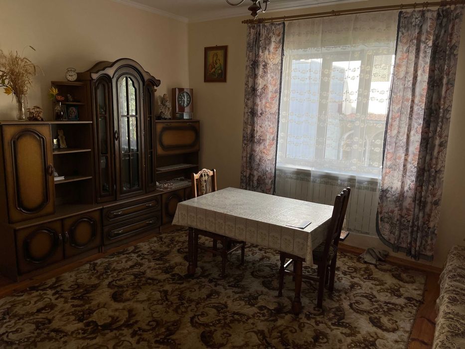 2 поверх. будинок з ділянкою на 689 кв. м. с. Наконечне Перше (Яворів)