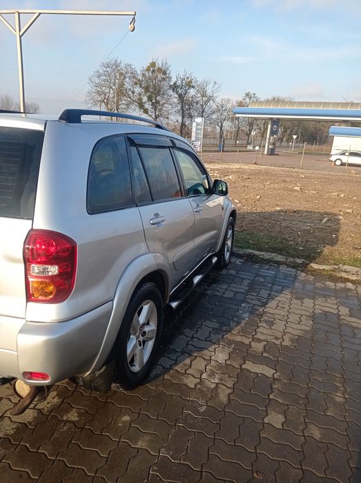 Продам авто RAV4