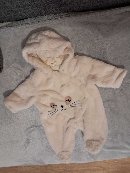 Kombinezon dziewczęcy futerkowy rozm. 62 Pepco