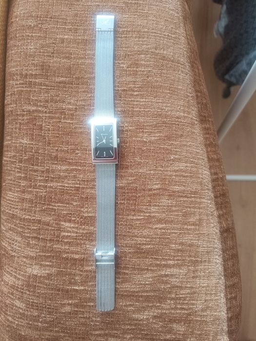 Zegarek kwarcowy damski Adriatica