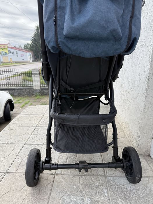 Прогулянкова каляска