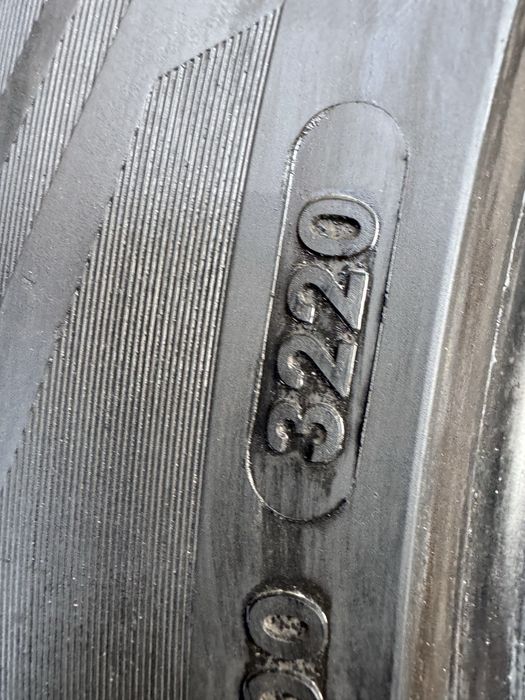 235/45R19 99W M+S Vredestein QuatracPro