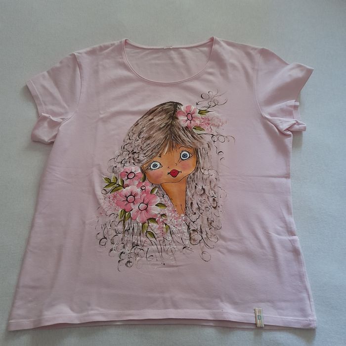 Camisolas de senhora pintadas à mão