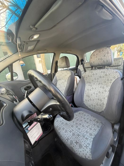 Matiz económico     .