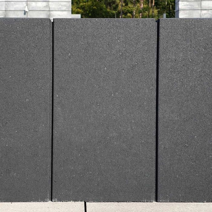 Sprzedaż obrzeży trawnikowych/ozdobnych oraz palisad