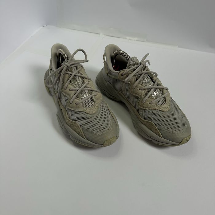 Кросівки Adidas Ozweego Розмір 38.5
